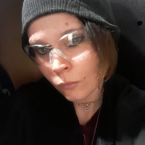 Meet your Posher, Markayia